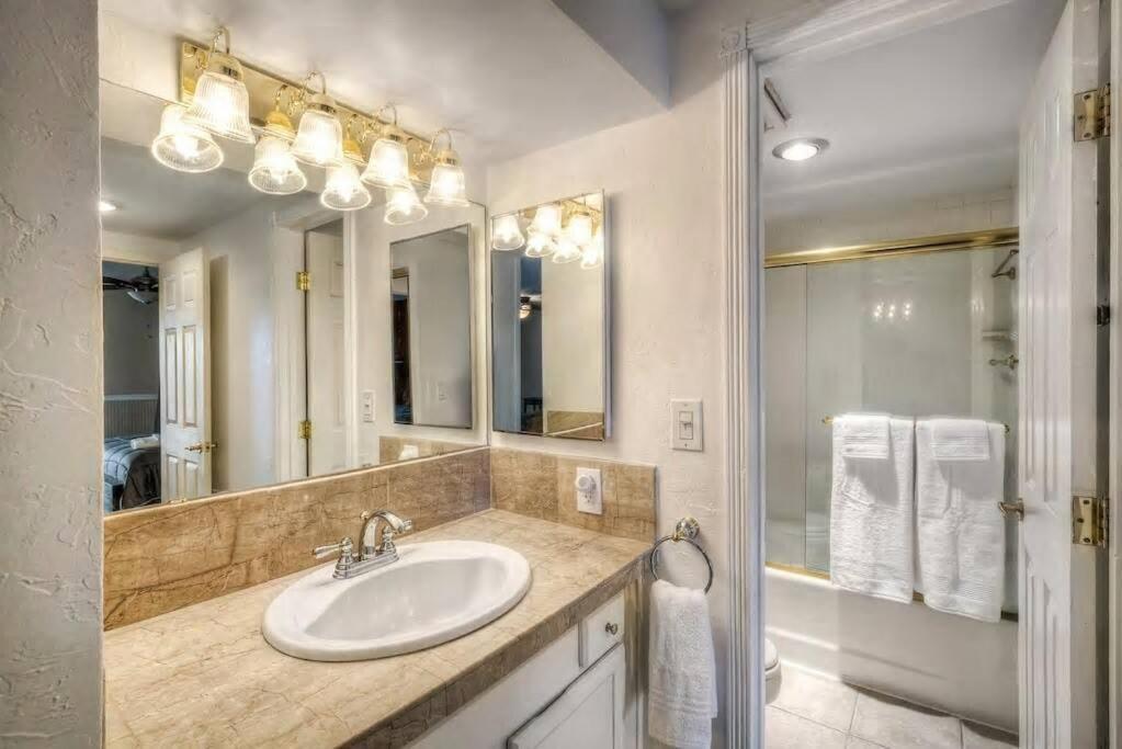 2 Bedroom Condo Heart Of Lodo W/Great View/Amenities 덴버 외부 사진